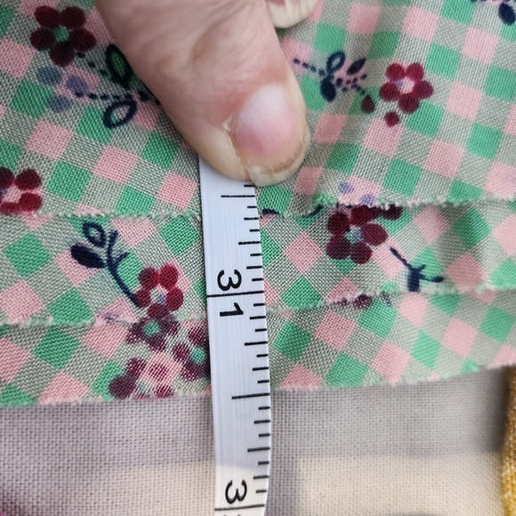 Easel Womens Oversized Gingham Babydoll Dress With Flowers size Medium - Picture 7 of 7